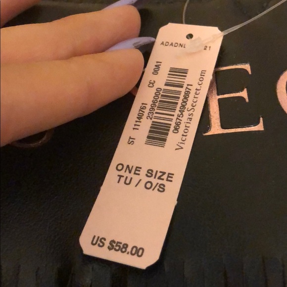 Victoria’s Secret bag! - Picture 3 of 5